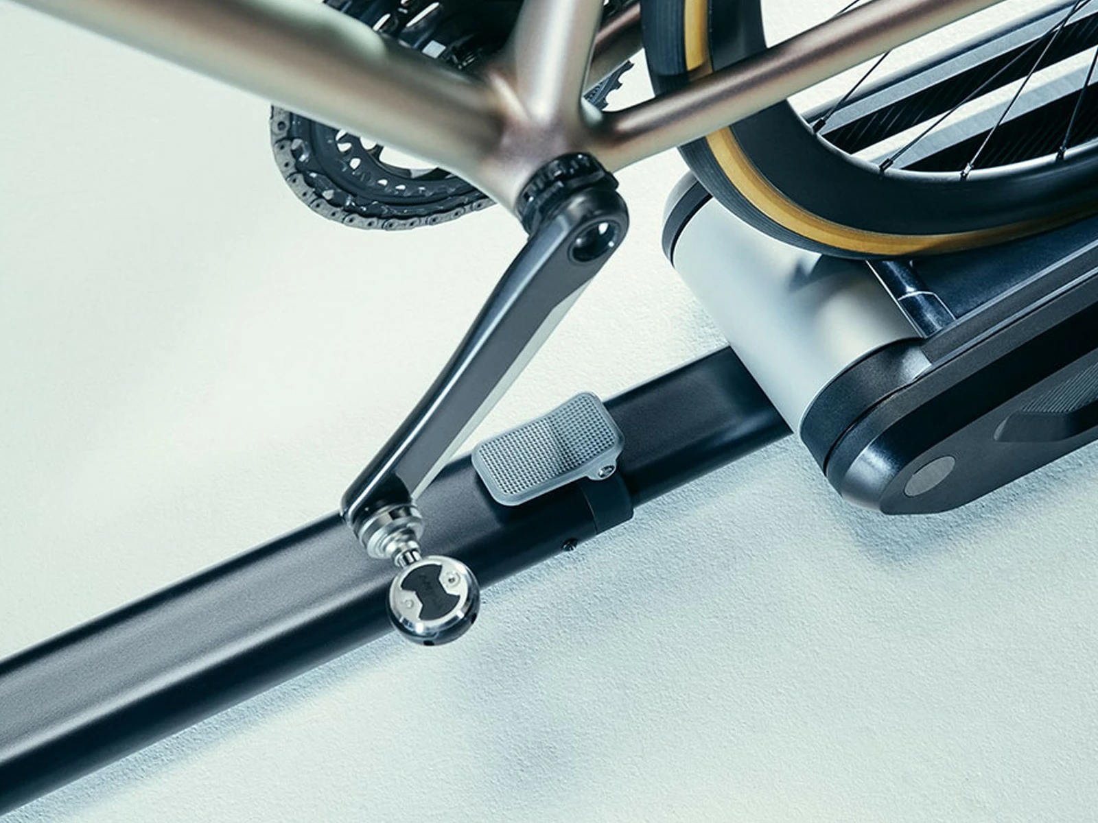 WAHOO FITNESS Bundle Kickr Rollr + Pédales Speedplay Powerlink Zero – Image 10